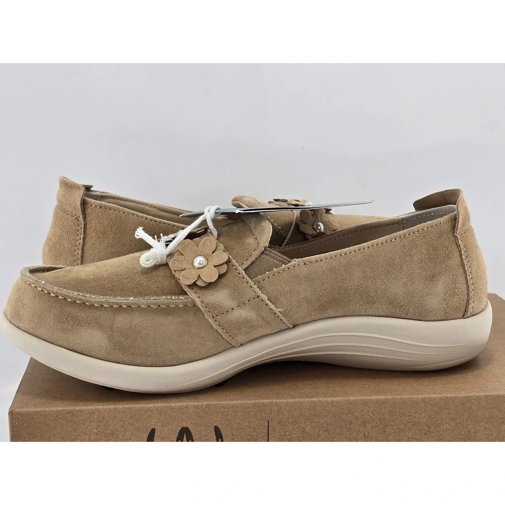 Revitalign Siesta Flower Slip-On Women 8.5D Tan Suede Loafers -New